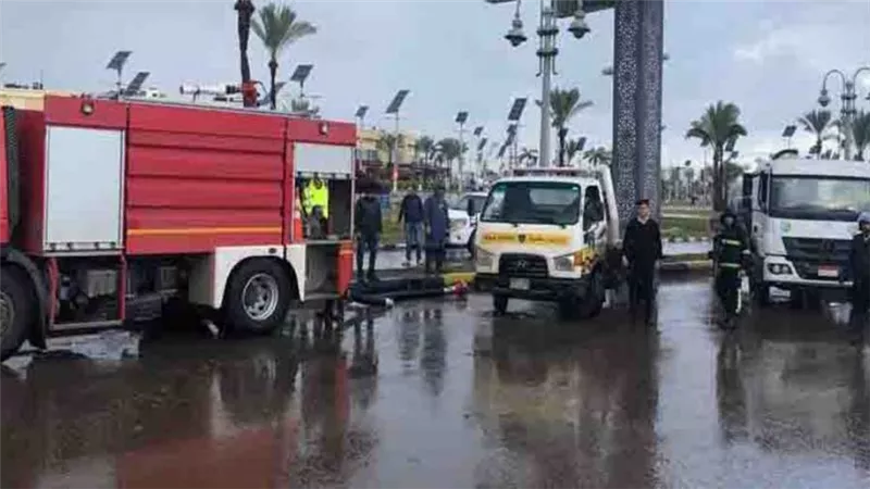 الداخلية تنشر رجال الشرطة لمساعدة المواطنين في مواجهة الطقس السيء
