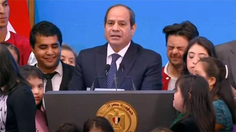 السيسي يطالب الحكومة باستكمال برامج تمكين ذوي الهمم ودمجهم في المشروعات القومية