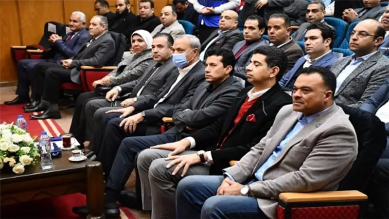 وزير الرياضة ومحافظ القليوبية يشهدان نموذج محاكاة مجلس النواب لبرلماني الطلائع والشباب (صور)