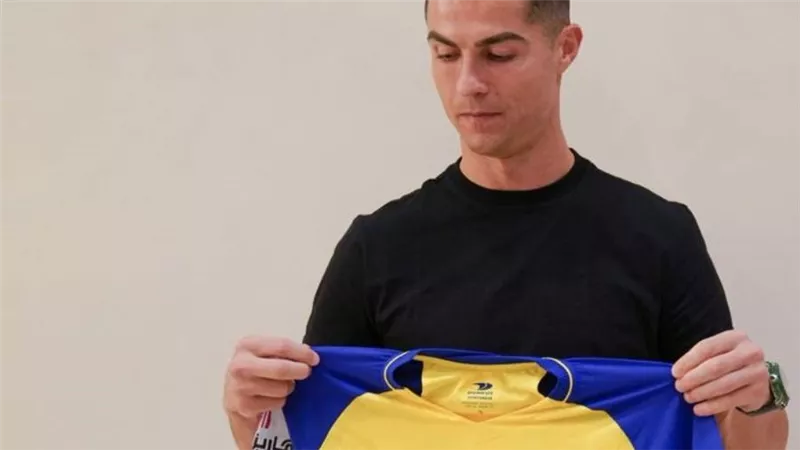 رونالدو لـ جماهير النصر: أراكم قريبا