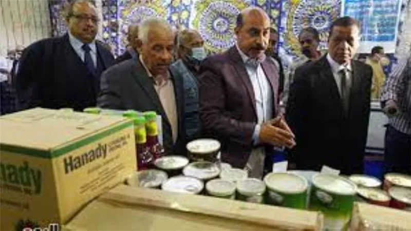  محافظ أسوان: طرح السلع بأسعار مخفضة في معارض أهلا رمضان