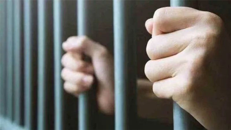 حبس صاحب كافيه تعدى على أعضاء حملة لحماية المستهلك ببني سويف