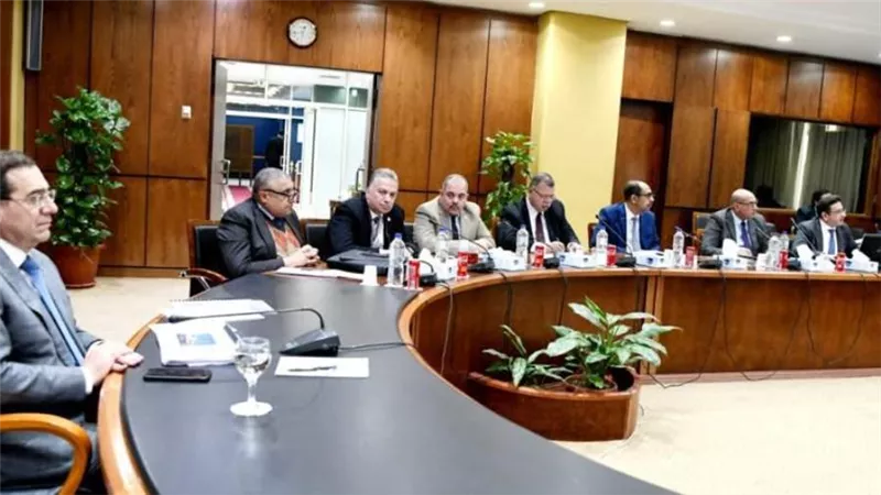 البترول: الانتهاء من وضع أولى آبار حقل شمال جيسوم على الإنتاج الشهر المقبل