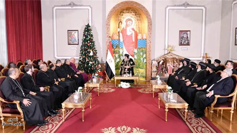 البابا تواضروس خلال تهنئة قيادات الكنيسة الأسقفية له بالعيد: نقف موقفًا اجتماعيًا وإيمانيًا أمام كل التحديات
