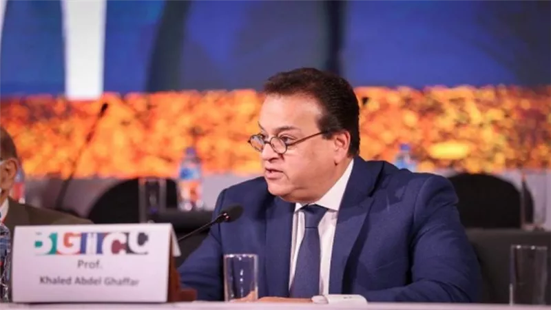 وزير الصحة يستعرض جهود الدولة المصرية في التصدي لمكافحة أورام سرطان الثدي بين السيدات (صور)