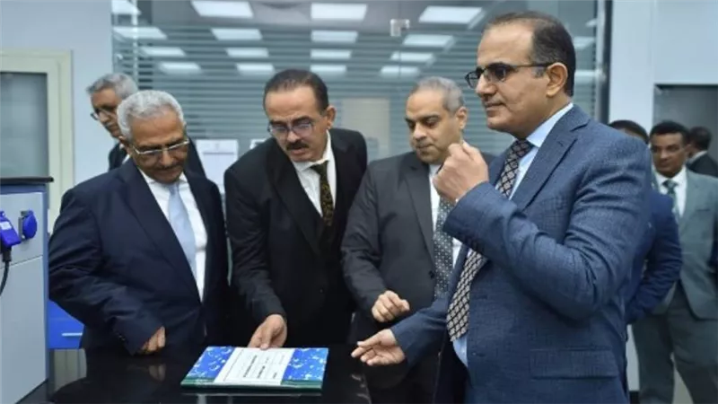 توقيع مذكرة تفاهم بين هيئة الدواء و«العليا للأدوية والمستلزمات الطبية» باليمن (صور)