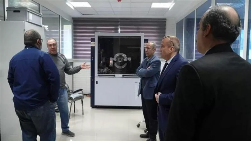 التعليم العالي: تعاون بحثي بين بحوث الفلزات وصندوق رعاية المبتكرين والنوابغ (صور)