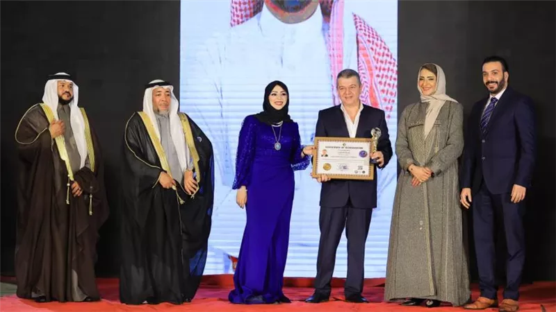 خلال مهرجان روائع الإبداع.. سليم الذهبى يشعل حماس نجوم الفن والإعلام بالعالم العربي بأوبريت 