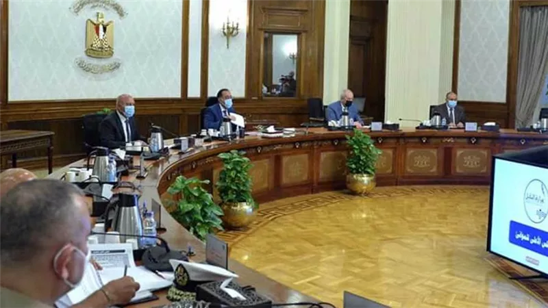 رئيس الوزراء يتابع الموقف التنفيذي للمشروعات الخدمية والتنموية بالإسكندرية