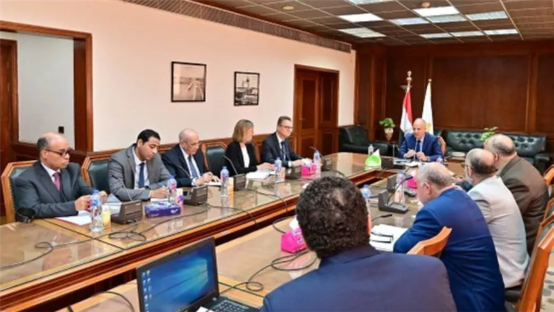 وزير الري يلتقي السفير الألماني بالقاهرة لبحث سبل تعزيز التعاون (صور)