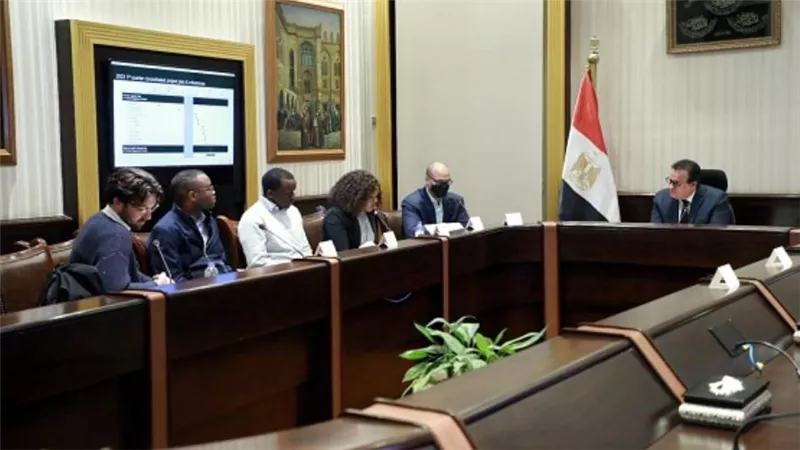 وزير الصحة يبحث مع وفد الاتحاد الإفريقي التعاون المستقبلي لتعزيز قدرات مصر في مجال إنتاج اللقاحات والأمصال (صور)