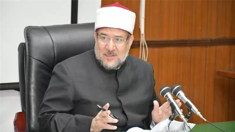 وجه بتحسين أحوال الأئمة.. وزير الأوقاف يتقدم بالشكر للرئيس عبد الفتاح السيسي