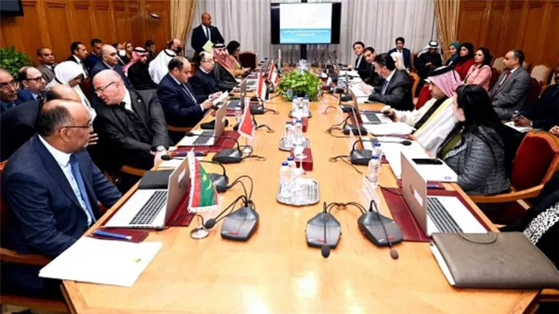 وزير التجارة يترأس الوفد المصري بأعمال الدورة الـ 111 للمجلس الاقتصادي (صور)