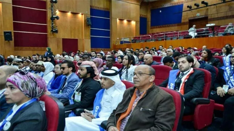 معهد إعداد القادة واتحاد الجامعات العربية ينظمان البرنامج التدريبي لإعداد القائد العربي (صور)