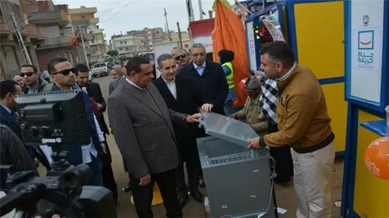 وزير التنمية المحلية ومحافظ الغربية يتفقدان مشروعات حياة كريمة بنهطاي (صور)