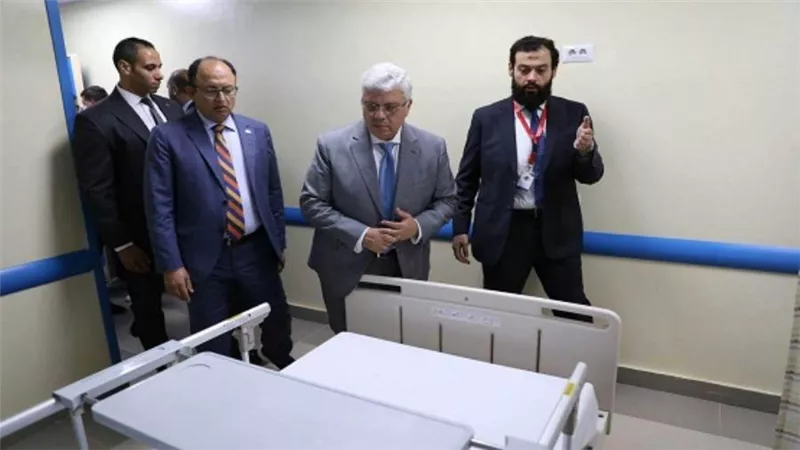 وزير التعليم العالي: الاهتمام بالمستشفيات الجامعية على رأس أولوياتنا (صور)