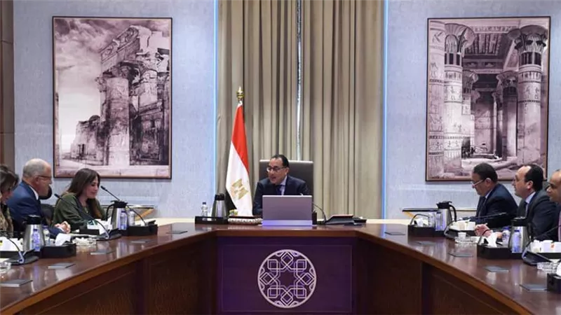 رئيس الوزراء يناقش مع رئيس اتحاد الصناعات عددا من ملفات دعم الصناعة