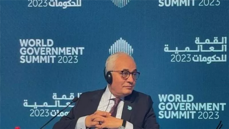 عاجل | الحكومة تحذّر المتقدمين لمسابقة الـ30 ألف معلم من المحتالين: التقديم إلكترونيا فقط