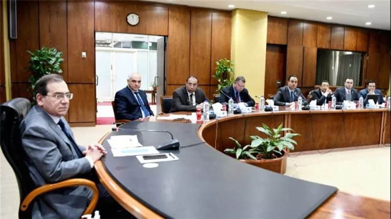 وزير البترول: الإقبال على استخدام الغاز للسيارات يوفر ٨٨ ألف طن وقود سائل 