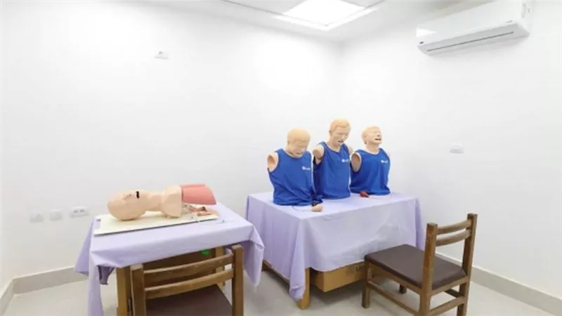 وزير التعليم العالي يفتتح مبنى كلية الطب بجامعة الأقصر (صور)