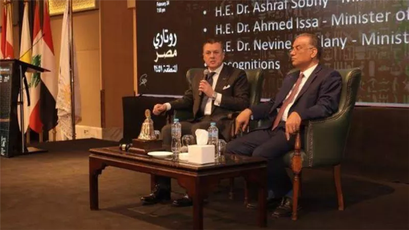 عيسى: 8000 منشأة تعمل بالقطاع السياحي تستوعب أكثر من600 ألف عامل وموظف