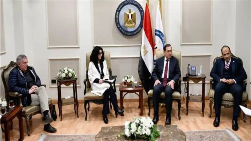 وزير البترول يستقبل وفدا من جامعة بولي تكنيكو دي ميلانو الإيطالية 