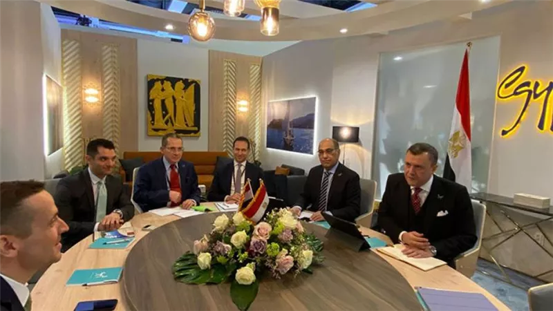 بورصة برلين ITB.. وزير السياحة يلتقي كبار منظمي الرحلات في السوق الألماني