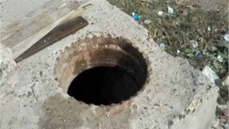 صاحب مخزن بالمعصرة يحتجز طفل ويتعدي عليه لاعتقاده سرقته