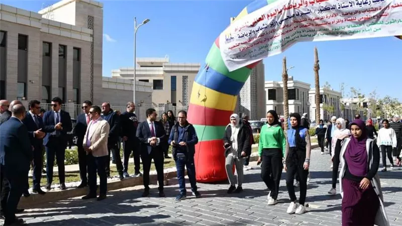 وزير الشباب يُطلق ماراثون للمشي احتفالًا باليوم العالمي للمرأة بمشاركة 10 آلاف فتاة