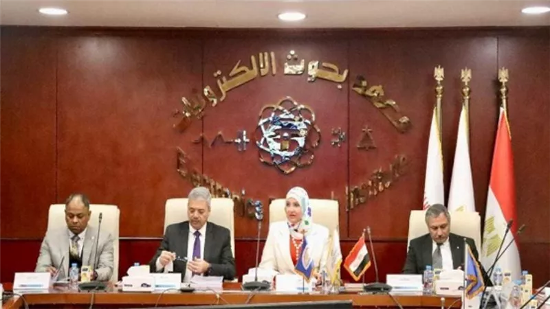 مجلس إدارة بحوث الإلكترونيات يستعرض آخر تطورات العمليات الإنشائية بالمعهد ومدينة العلوم والتكنولوجيا 