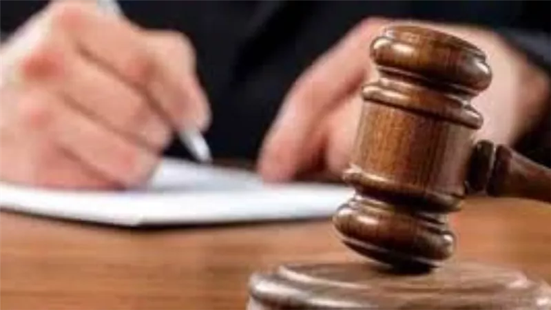 السجن 15 عاما لمتهم بقتل صديقه لخلاف على توزيع المسروقات