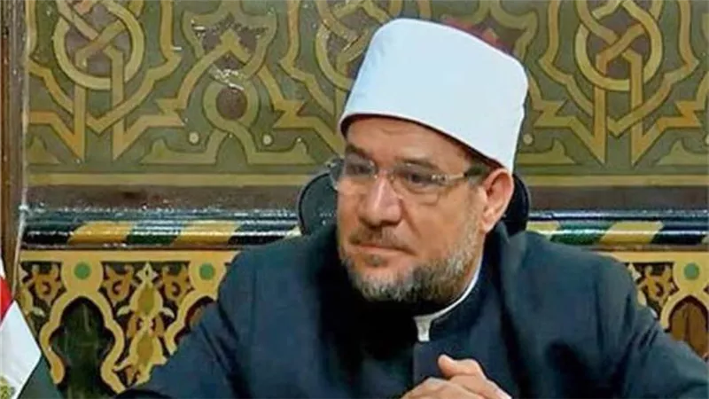 وزير الأوقاف يفتتح الدورة التثقيفية للطلاب الوافدين بالإسكندرية 