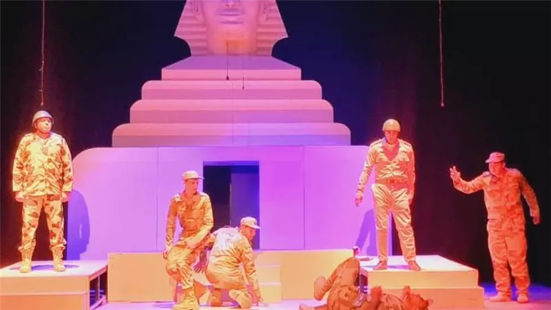 محافظ الغربية يشهد عرض 