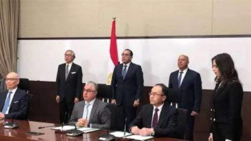 وزير النقل : 1.6 مليار دولار استثمارات هاتشسون العالمية بحاويات السخنة والدخيلة