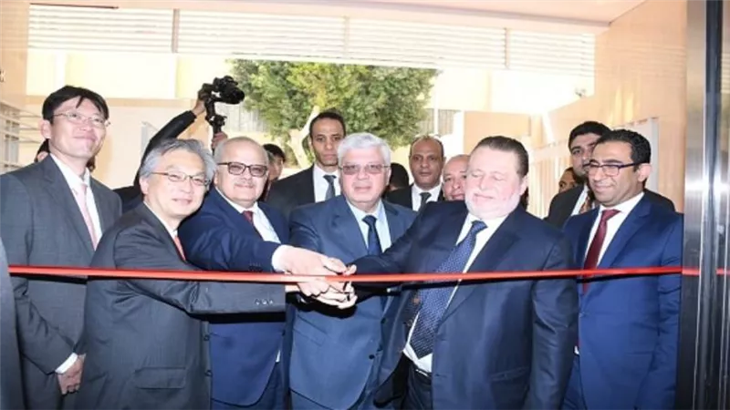 بدعم من القيادة السياسية.. وزير التعليم العالي ورئيس جامعة القاهرة يفتتحان مبنى عيادات أبو الريش الجديدة (صور)