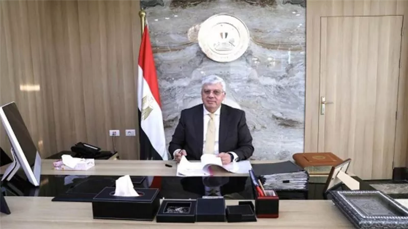 وزير التعليم العالي يصدر قرارًا بإغلاق كيان وهمي بمدينة السادس من أكتوبر