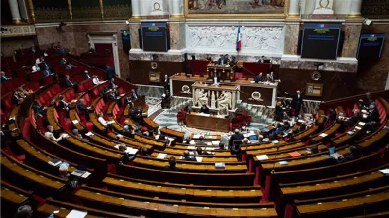 تصويت برلماني لحجب الثقة عن الحكومة الفرنسية