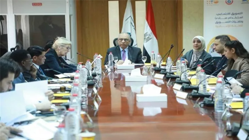 الصحة تبحث مع صندوق الأمم المتحدة للسكان التعاون في توسيع حملات الوعي المجتمعي ببرامج الصحة الإنجابية (صور)