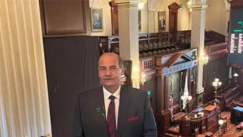 قنصل مصر في شيكاغو يستعرض الإنجازات الاقتصادية أمام سكرتير إلينوي ورؤساء كبرى الشركات