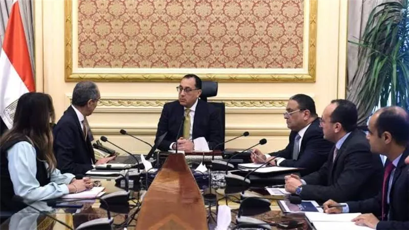 إقامة مدينة تعليمية افتراضية.. مدبولي يتابع مستجدات مشروعات الاتصالات