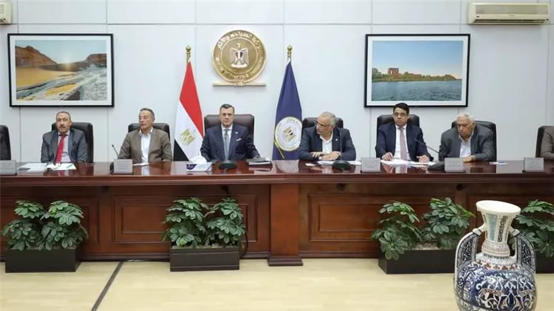  وزير السياحة والآثار يترأس اجتماع مجلس إدارة المجلس الأعلى للآثار