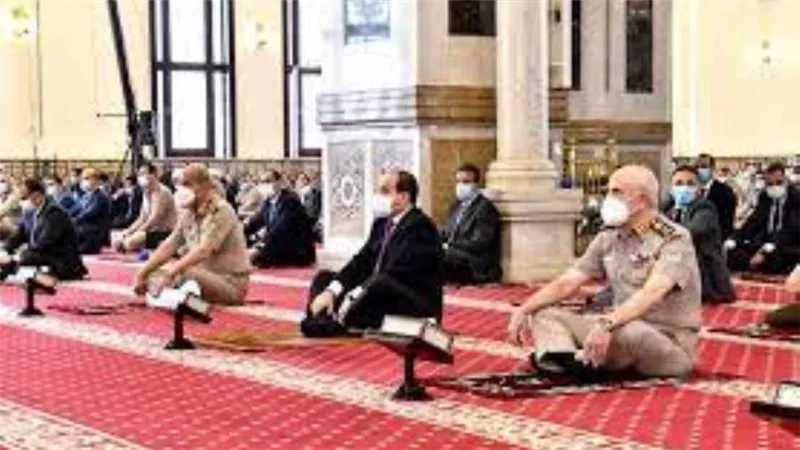 ذكرى انتصار العاشر من رمضان.. السيسي يشارك رجال القوات المسلحة احتفالهم
