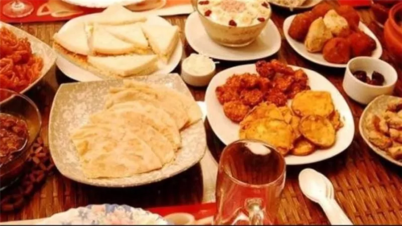 كيف نعدل نمط حياتنا في شهر رمضان لتحسين الصحة  
