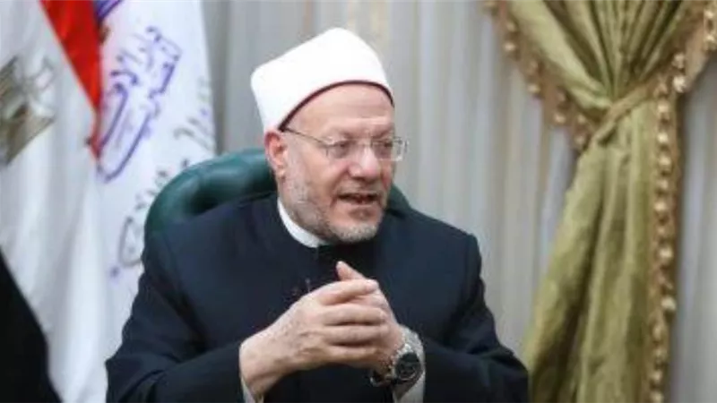 «المفتي» يوضح فضل قراءة القرآن في شهر رمضان