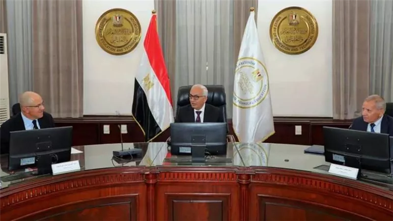 وزير التعليم يستقبل وفدا من اتحاد الصناعات المصرية و