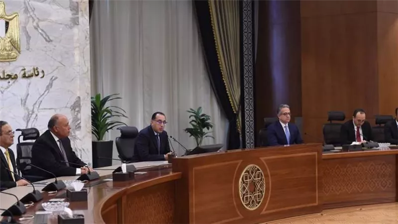 رئيس الوزراء يعلن ترشيح مصر للدكتور خالد العناني لمنصب مدير عام منظمة الأمم المتحدة للتربية والعلوم والثقافة