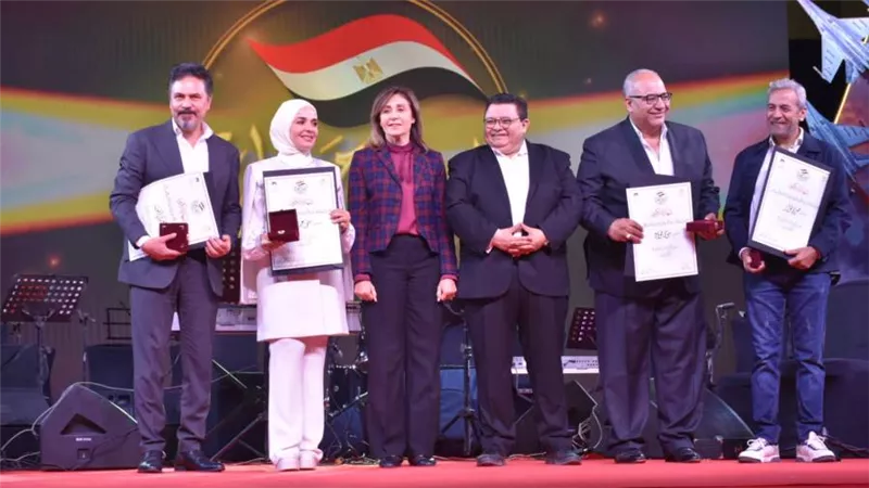 وزيرة الثقافة: استمرار الاحتفال بالنصر طوال العام لتعزيز القيم الإيجابية في المجتمع  