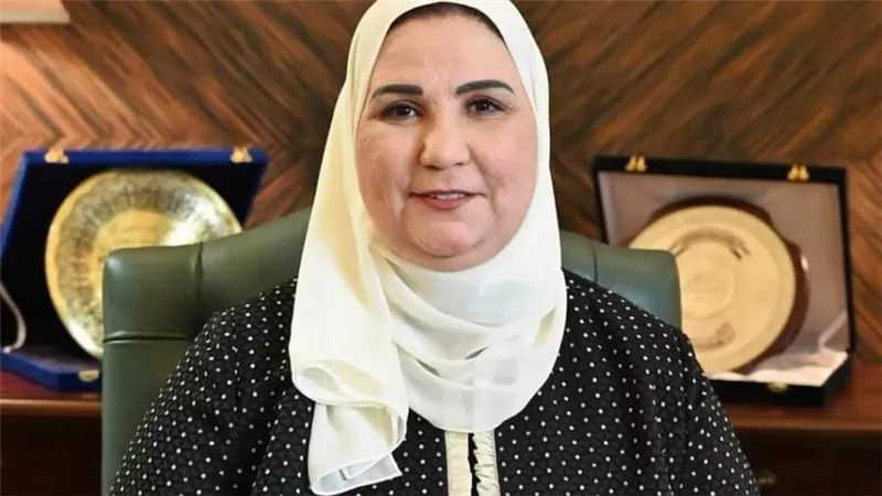  وزيرة التضامن تستعرض الخدمات العلاجية للخط الساخن لصندوق مكافحة الإدمان خلال الربع الأول من 2023