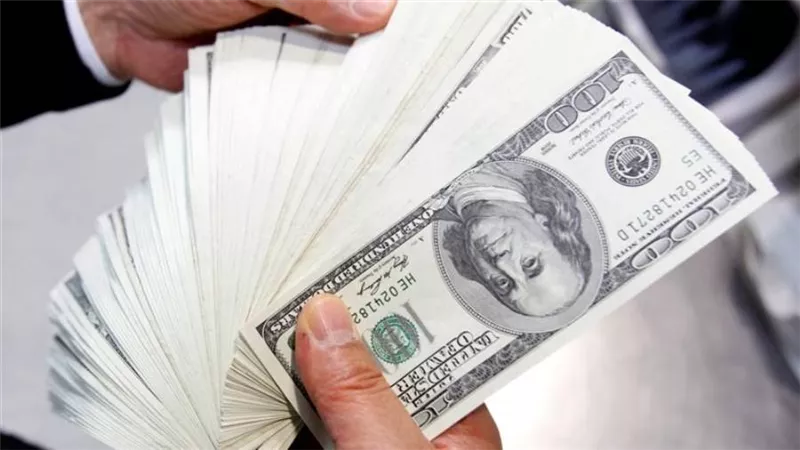 سعر الدولار في البنك الأهلي المصري اليوم الأحد 9 أبريل 2023 ببداية التعاملات 