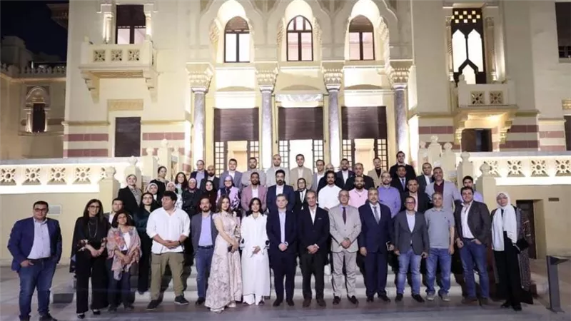 وزير الاتصالات يلتقي مجموعة من رواد الأعمال ومؤسسي الشركات التكنولوجية الناشئة